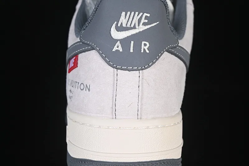 All categories Nk Air Force 1 Air Force series Nk Air Force 1 Low Air Force low-top Nike Air Force 1'07 Low LV joint gray hook woven label Air Force 1 low-top casual sneakers CX5050-Y25